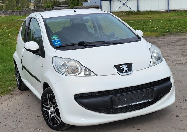 Peugeot 107 cena 7900 przebieg: 120000, rok produkcji 2008 z Terespol małe 211